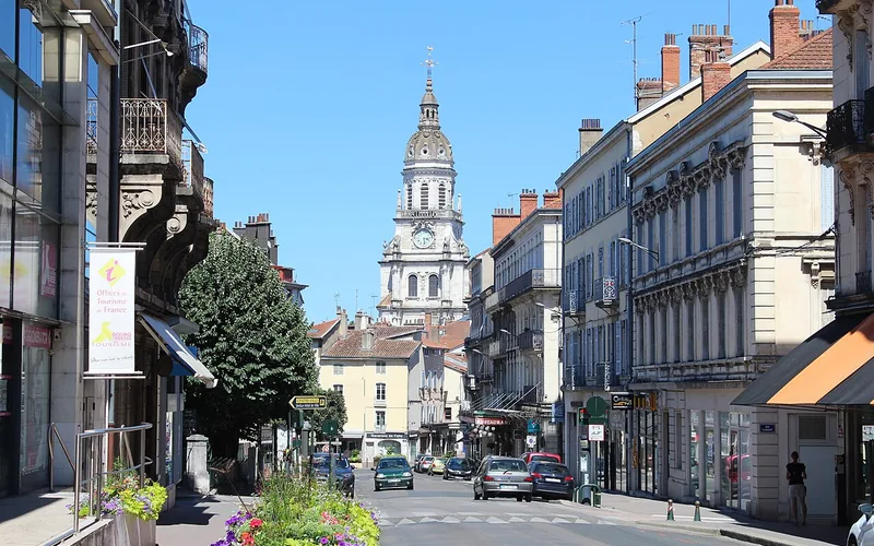 Ravalement de façade et PLU à Bourg-en-Bresse — avenue Alsace-Lorraine